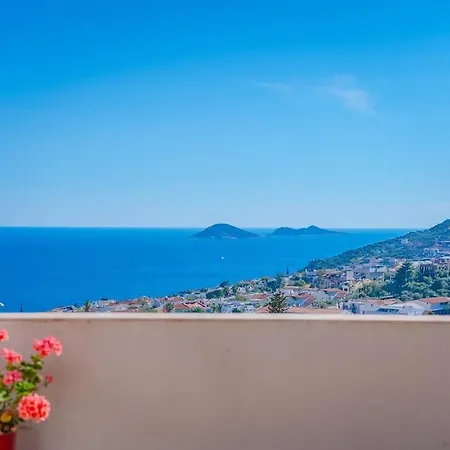 Kalkanda Merkezde Haftalik Kiralik Daire Kaş